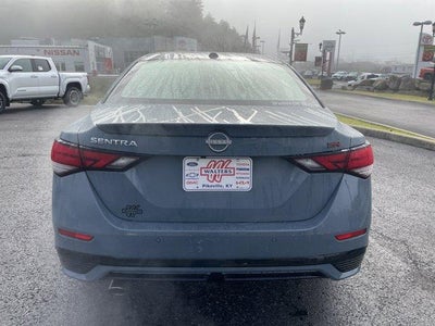 2025 Nissan Sentra SR CVT