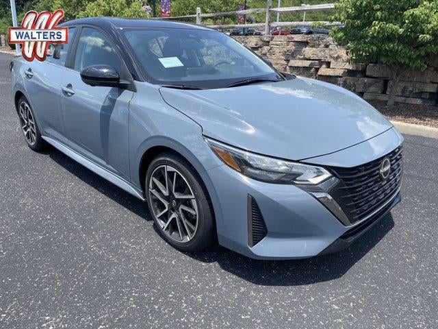 2025 Nissan Sentra SR CVT