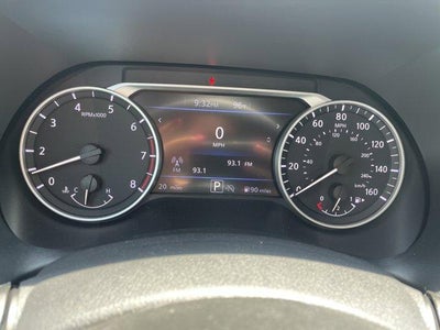 2025 Nissan Sentra SR CVT