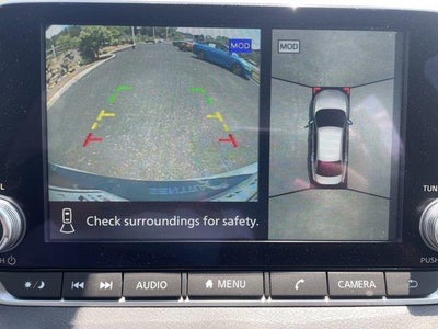 2025 Nissan Sentra SR CVT