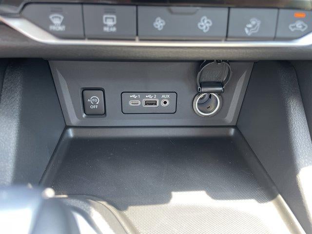 2025 Nissan Sentra SR CVT