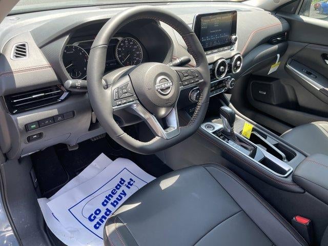 2025 Nissan Sentra SR CVT