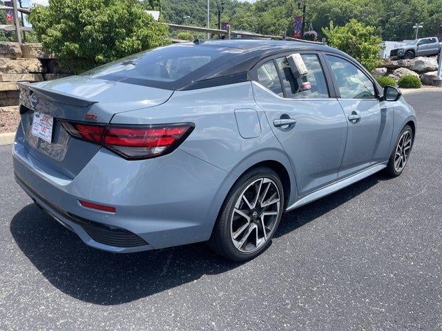 2025 Nissan Sentra SR CVT