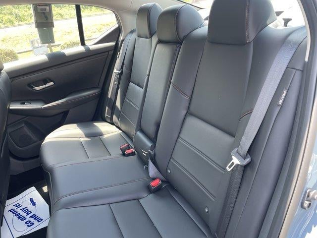 2025 Nissan Sentra SR CVT