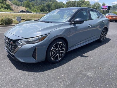 2025 Nissan Sentra SR CVT