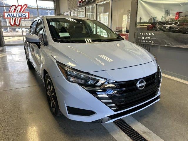 2025 Nissan Versa SV CVT