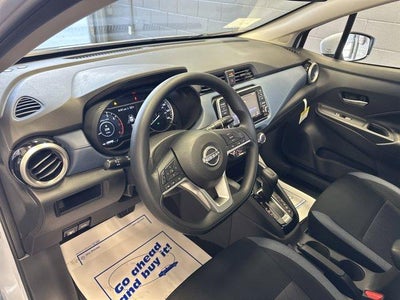 2025 Nissan Versa SV CVT