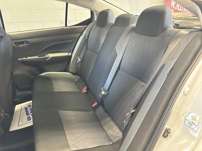 2025 Nissan Versa SV CVT