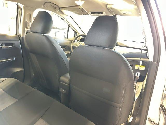 2025 Nissan Versa SV CVT