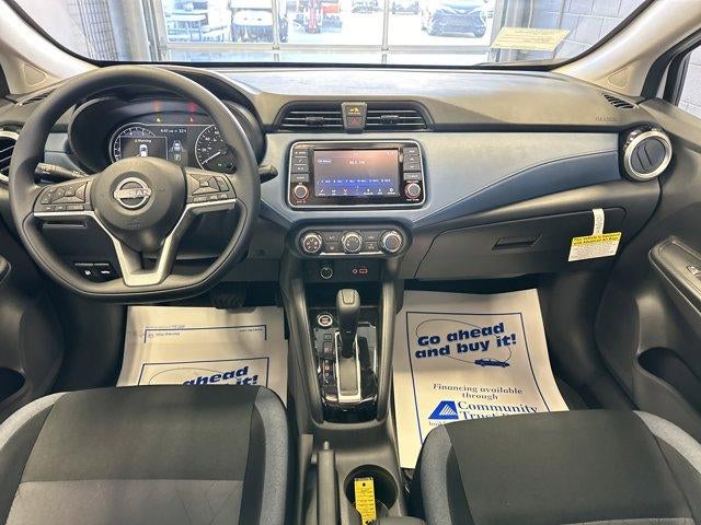 2025 Nissan Versa SV CVT
