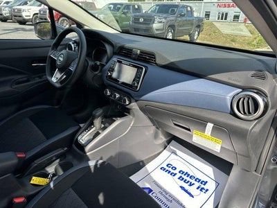 2025 Nissan Versa SV CVT