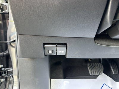 2025 Nissan Versa SV CVT