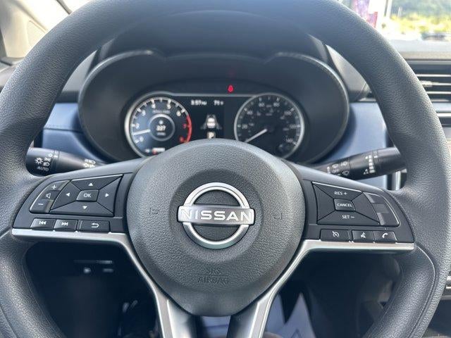 2025 Nissan Versa SV CVT