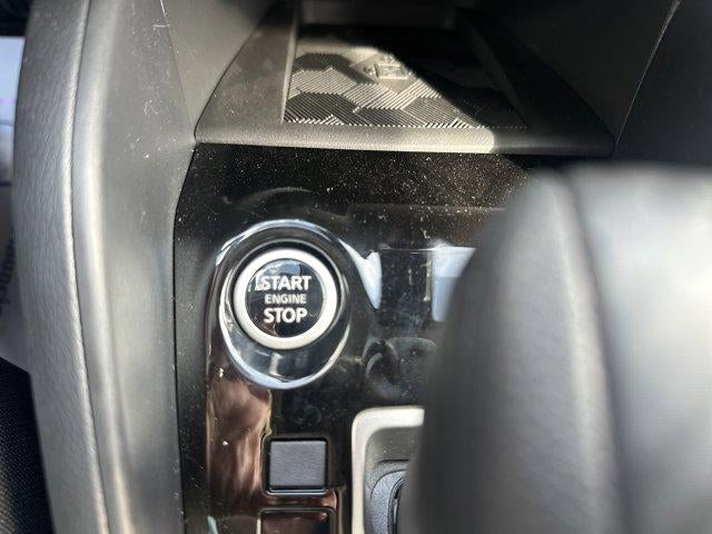 2025 Nissan Versa SV CVT