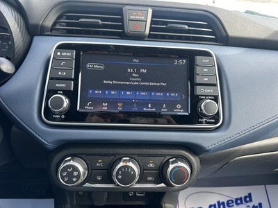 2025 Nissan Versa SV CVT