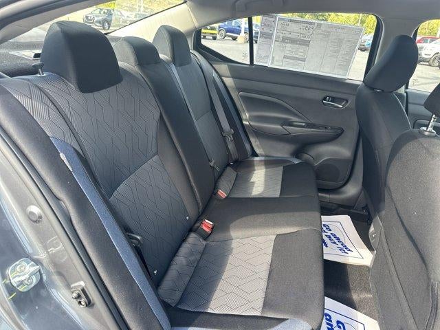 2025 Nissan Versa SV CVT