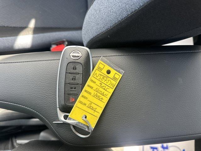 2025 Nissan Versa SV CVT