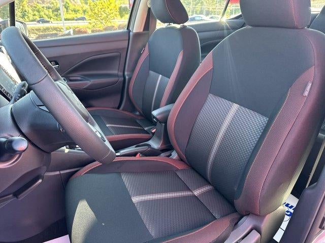 2025 Nissan Versa SR CVT