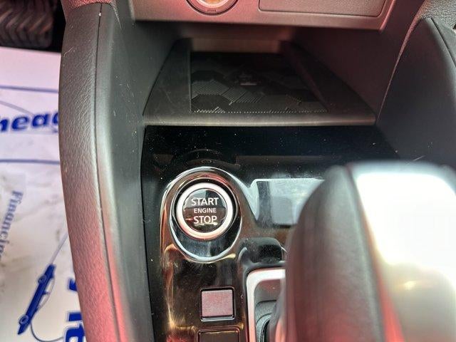 2025 Nissan Versa SR CVT