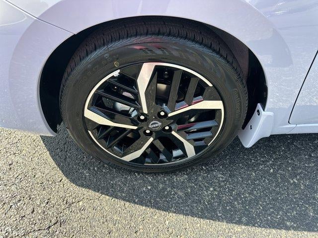 2025 Nissan Versa SR CVT