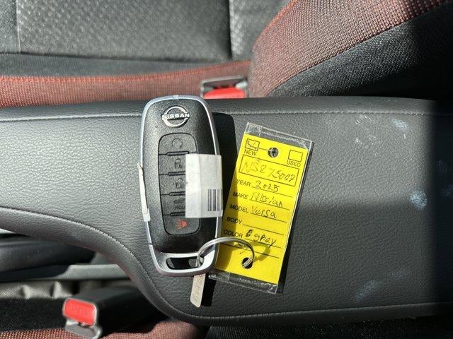 2025 Nissan Versa SR CVT