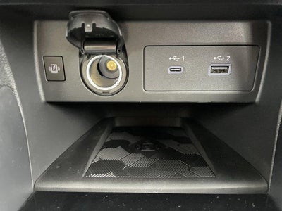 2025 Nissan Versa SR CVT