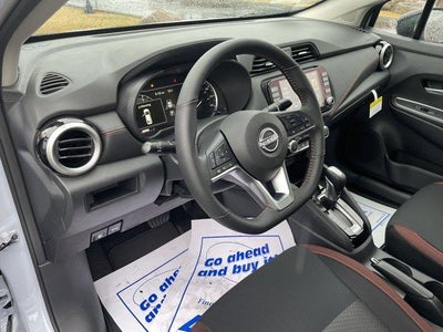 2025 Nissan Versa SR CVT