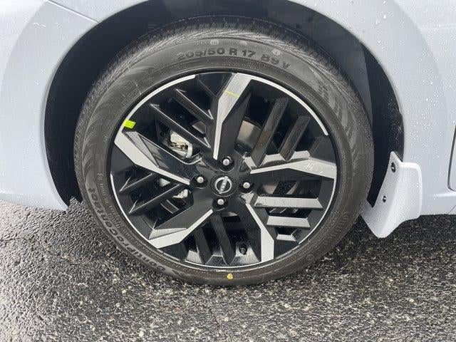 2025 Nissan Versa SR CVT