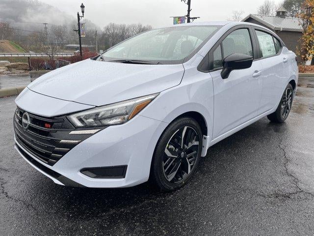 2025 Nissan Versa SR CVT