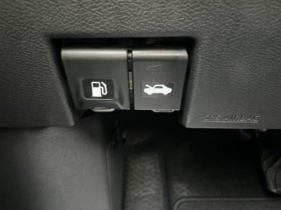 2025 Nissan Versa SR CVT