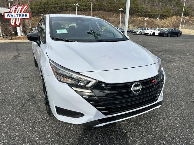 2025 Nissan Versa SR CVT