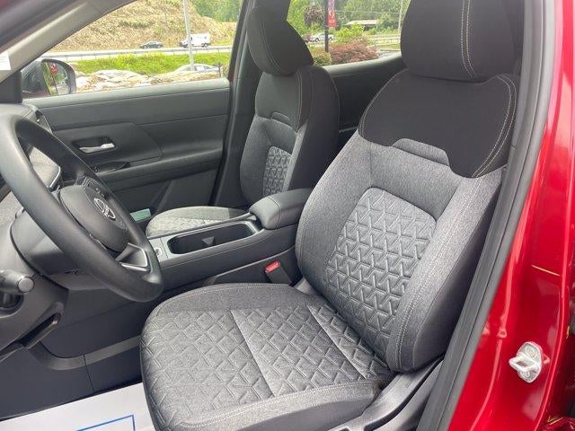 2026 Nissan Kicks SV AWD