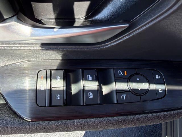2027 Nissan Kicks SV AWD