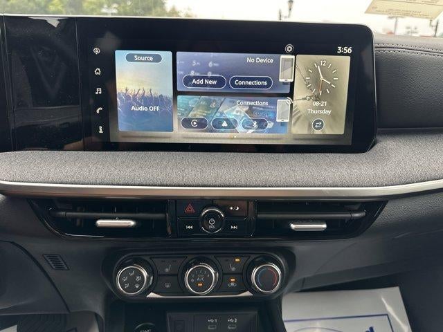 2025 Nissan Kicks SV AWD