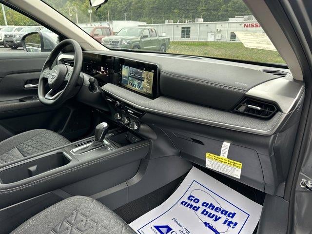 2025 Nissan Kicks SV AWD