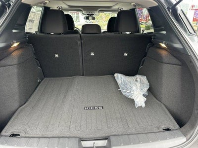 2025 Nissan Kicks SV AWD