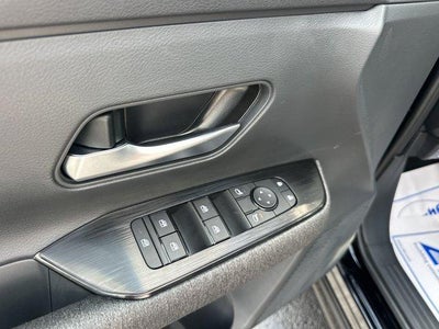 2026 Nissan Kicks SV FWD