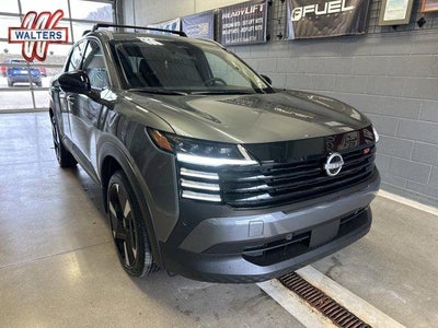 2026 Nissan Kicks SR AWD