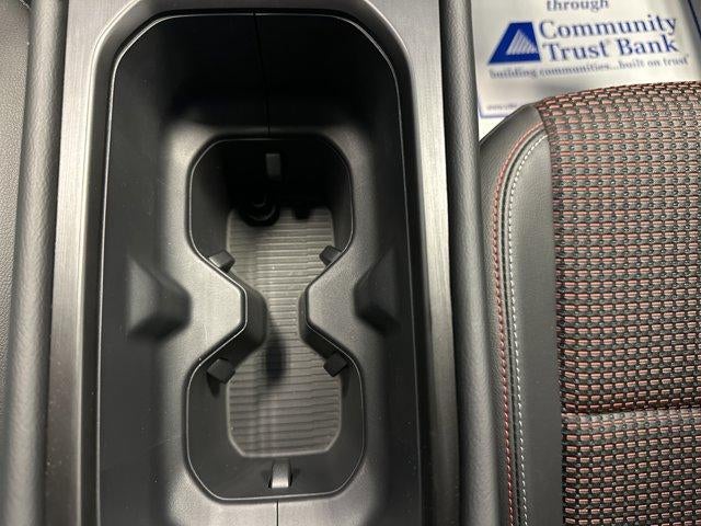 2026 Nissan Kicks SR AWD