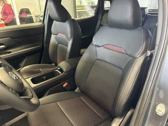 2026 Nissan Kicks SR AWD