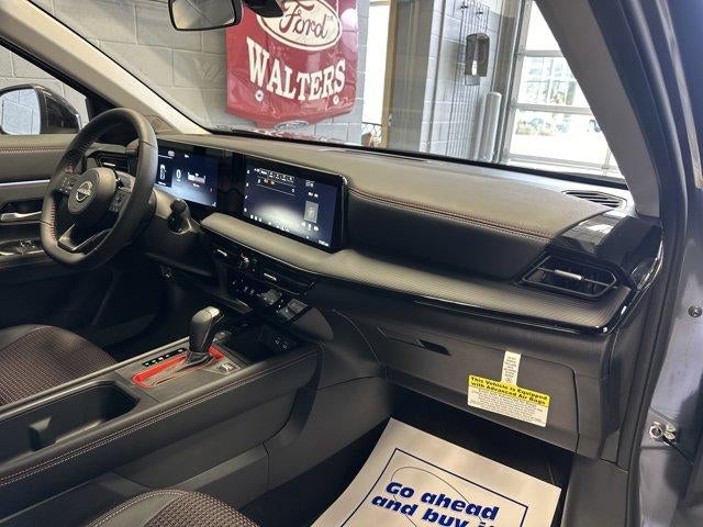 2026 Nissan Kicks SR AWD