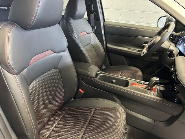 2026 Nissan Kicks SR AWD