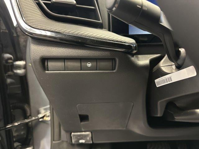 2026 Nissan Kicks SR AWD