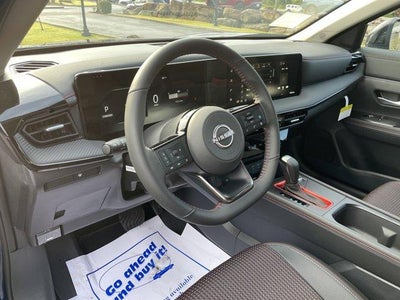 2026 Nissan Kicks SR AWD