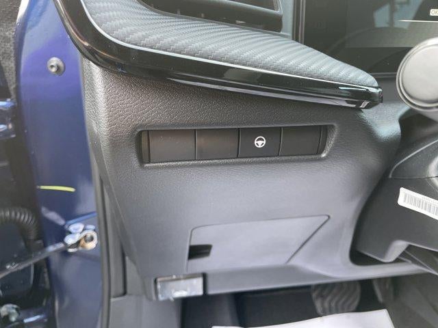 2026 Nissan Kicks SR AWD