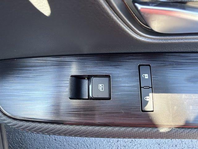 2027 Nissan Kicks SR AWD