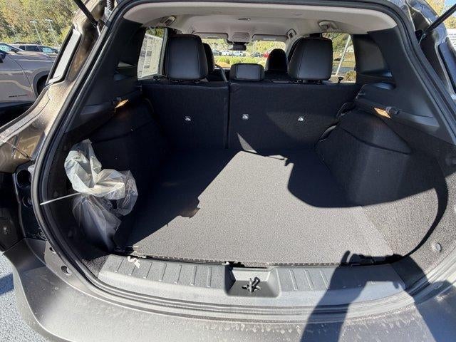 2027 Nissan Kicks SR AWD
