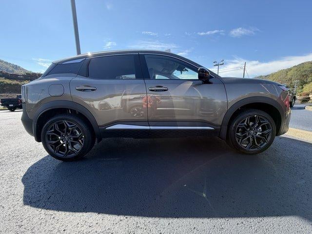 2027 Nissan Kicks SR AWD
