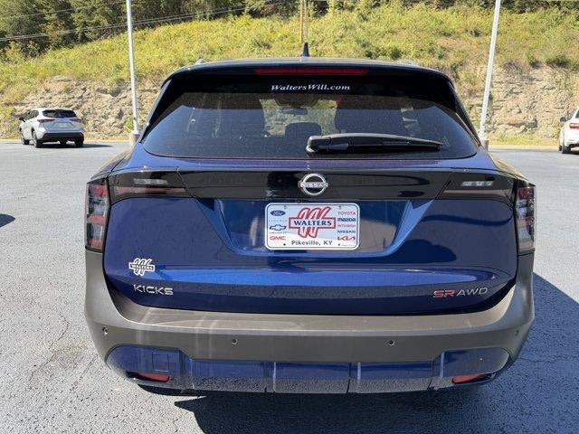 2025 Nissan Kicks SR AWD