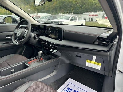 2026 Nissan Kicks SR AWD